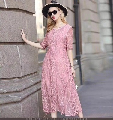 直击清仓！方语美真丝连衣裙批发揭秘，激活行业链式商机